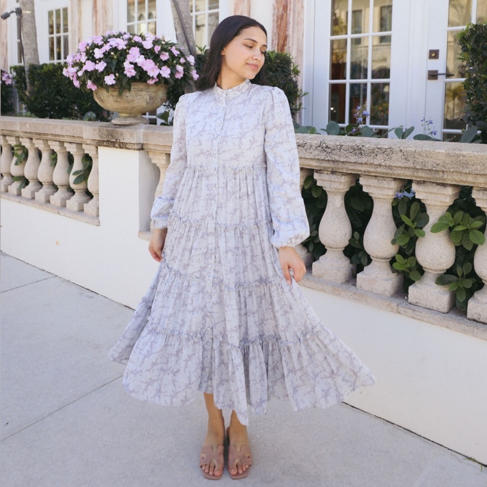 Elegant Floral Maxi Dress - Picture 4 of 8